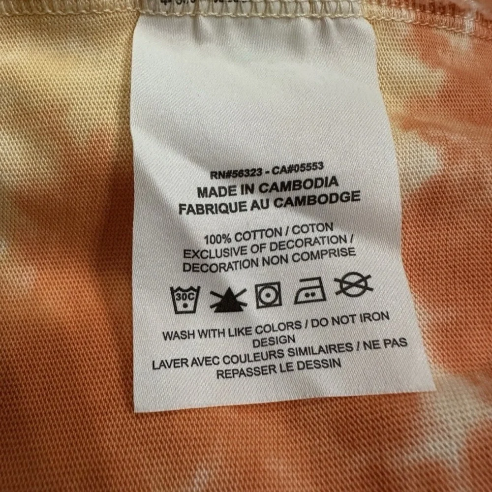 Jordan Men's Orange and Cream Tie-Dye Tee